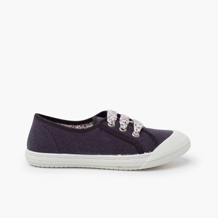 Canvas_Trainers_with_Rubber_Toe_Cap-blue-jeans