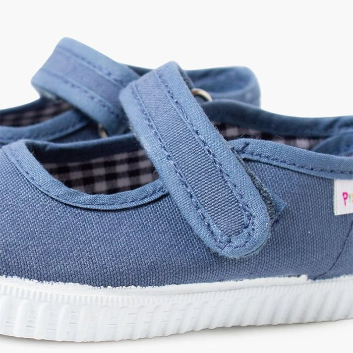 Velcro_Mary_Janes-blue-jeans-06