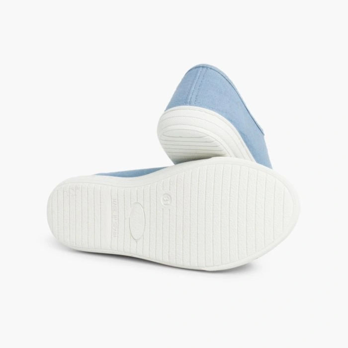 CanvasTrainerswithRubberToeCap-blue-04
