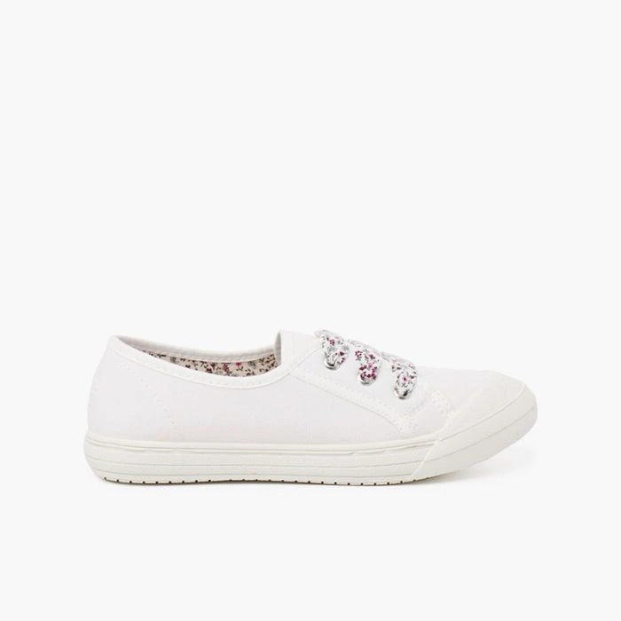 Canvas_Trainers_with_Rubber_Toe_Cap-white