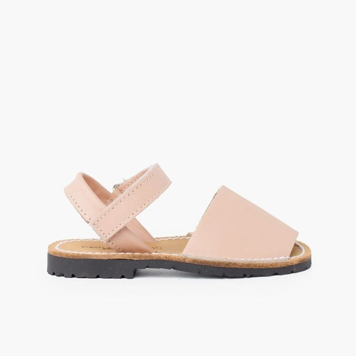Menorcan_Avarcas_with_Velcro_Fastening-nude-pink