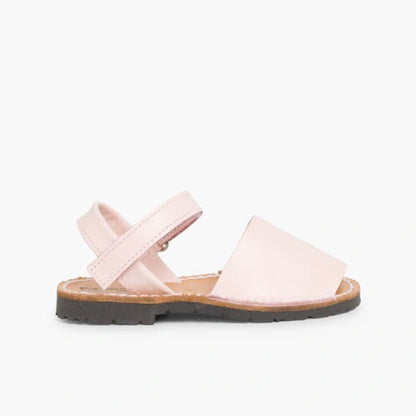 Menorcan_Avarcas_with_Velcro_Fastening-pink