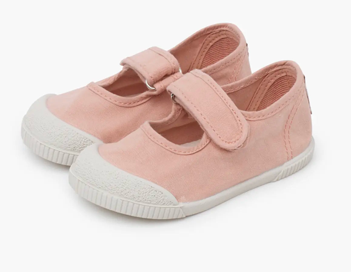 Pisamonas Barefoot Canvas Mary Janes