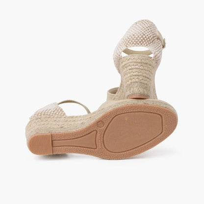 WedgeEspadrilles_BuckleStrap-beige-03