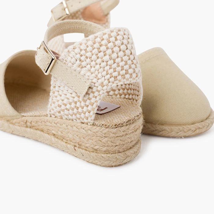 Wedge_Espadrilles_with_Buckle_Fastening-beige-06